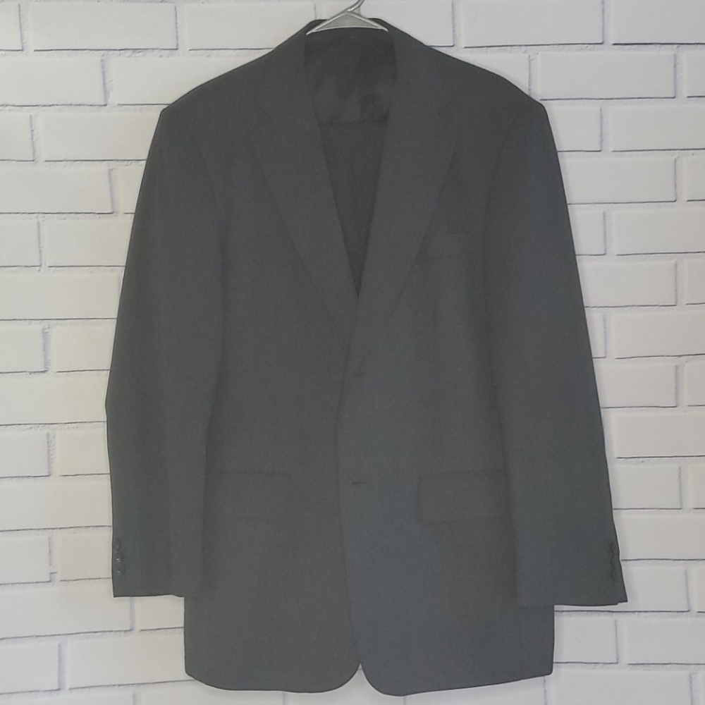 Haggar suit for MENS charcoal heather